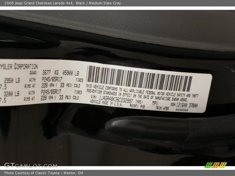 Black / Medium Slate Gray 2006 Jeep Grand Cherokee Laredo 4x4