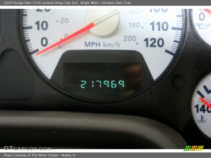 Bright White / Medium Slate Gray 2006 Dodge Ram 2500 Laramie Mega Cab 4x4