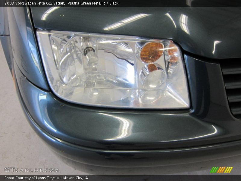 Alaska Green Metallic / Black 2003 Volkswagen Jetta GLS Sedan