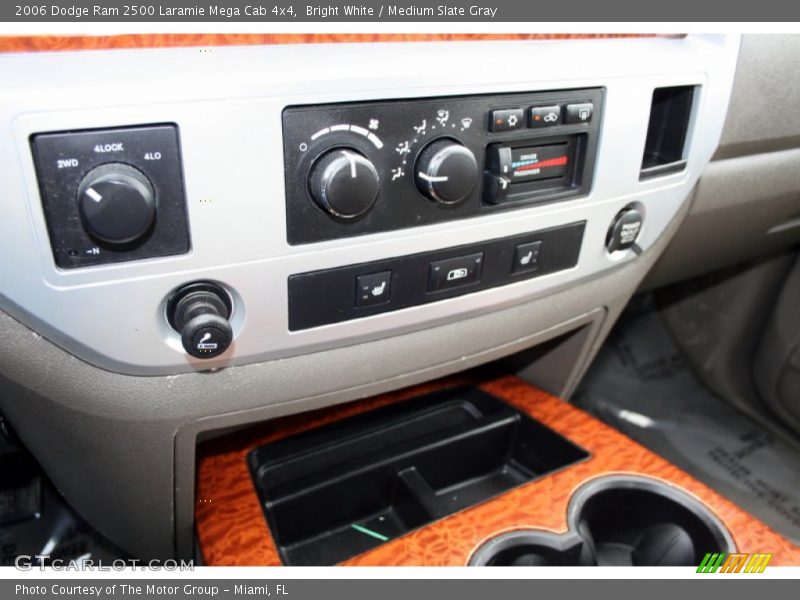 Bright White / Medium Slate Gray 2006 Dodge Ram 2500 Laramie Mega Cab 4x4