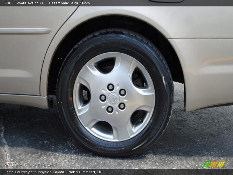 Desert Sand Mica / Ivory 2003 Toyota Avalon XLS