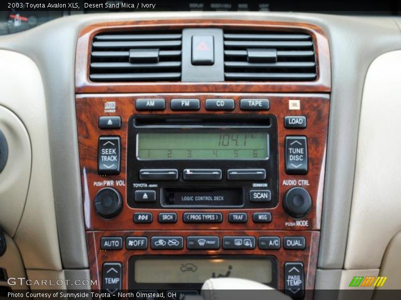 Desert Sand Mica / Ivory 2003 Toyota Avalon XLS