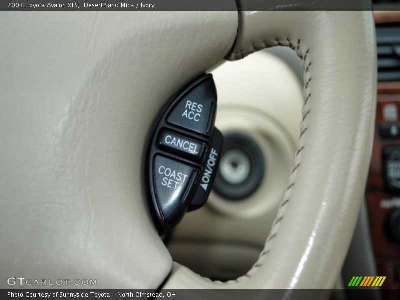 Desert Sand Mica / Ivory 2003 Toyota Avalon XLS