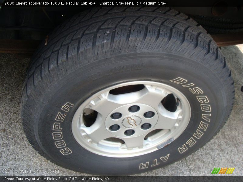 Charcoal Gray Metallic / Medium Gray 2000 Chevrolet Silverado 1500 LS Regular Cab 4x4