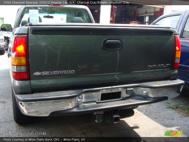 Charcoal Gray Metallic / Medium Gray 2000 Chevrolet Silverado 1500 LS Regular Cab 4x4