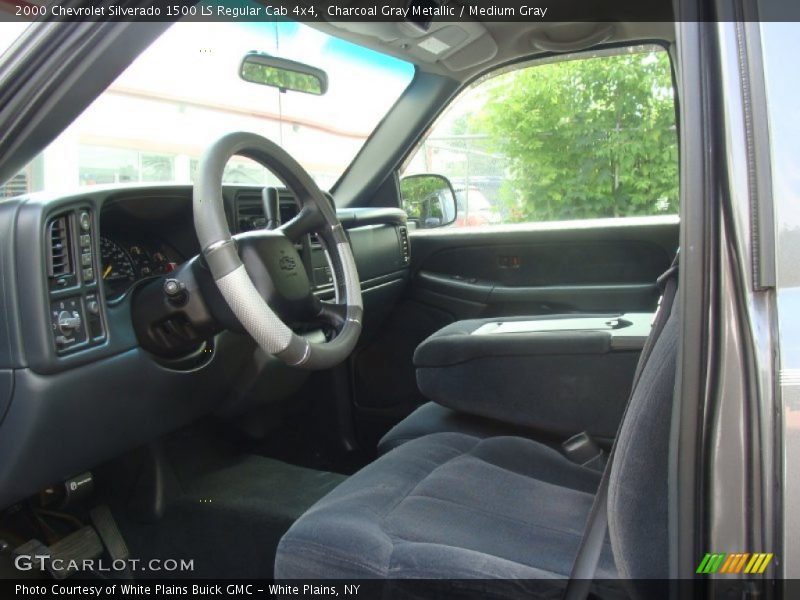 Charcoal Gray Metallic / Medium Gray 2000 Chevrolet Silverado 1500 LS Regular Cab 4x4