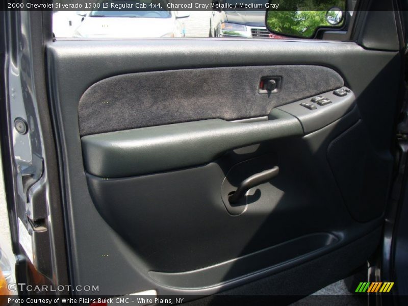 Charcoal Gray Metallic / Medium Gray 2000 Chevrolet Silverado 1500 LS Regular Cab 4x4