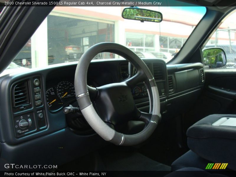 Charcoal Gray Metallic / Medium Gray 2000 Chevrolet Silverado 1500 LS Regular Cab 4x4