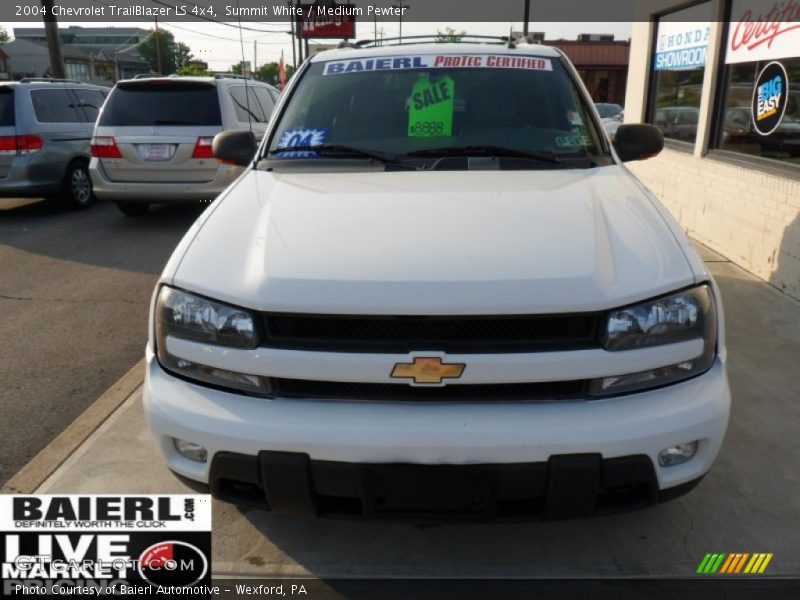 Summit White / Medium Pewter 2004 Chevrolet TrailBlazer LS 4x4