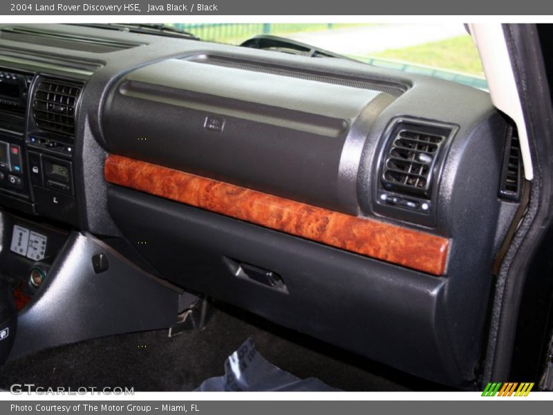 Java Black / Black 2004 Land Rover Discovery HSE
