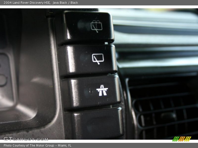 Java Black / Black 2004 Land Rover Discovery HSE