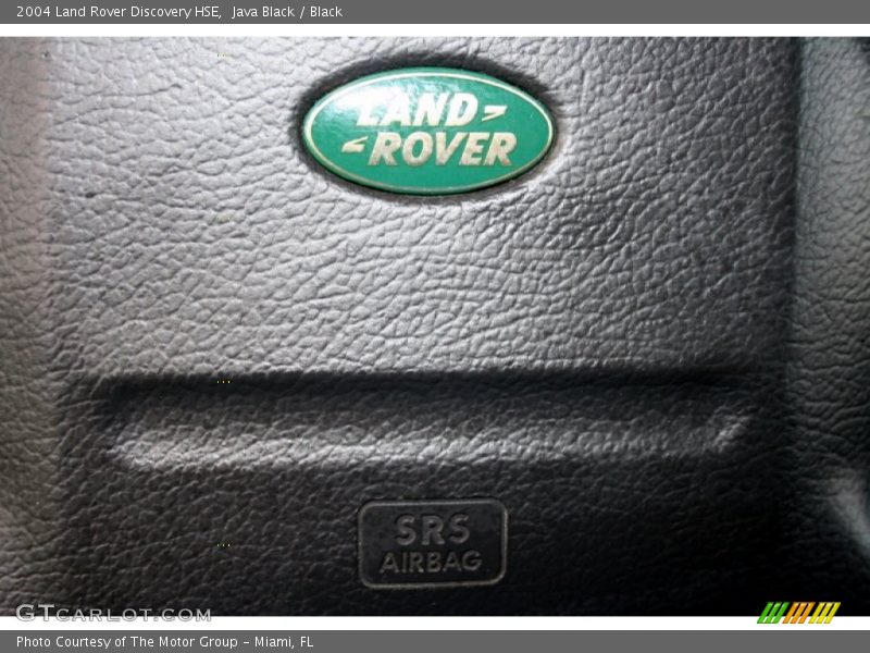 Java Black / Black 2004 Land Rover Discovery HSE