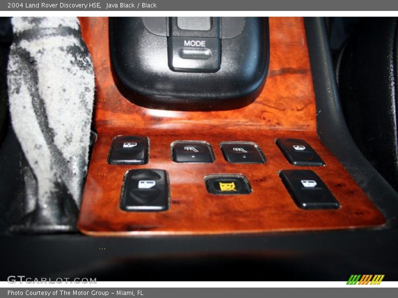 Java Black / Black 2004 Land Rover Discovery HSE