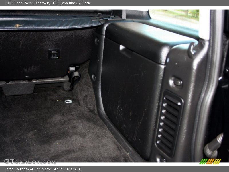 Java Black / Black 2004 Land Rover Discovery HSE