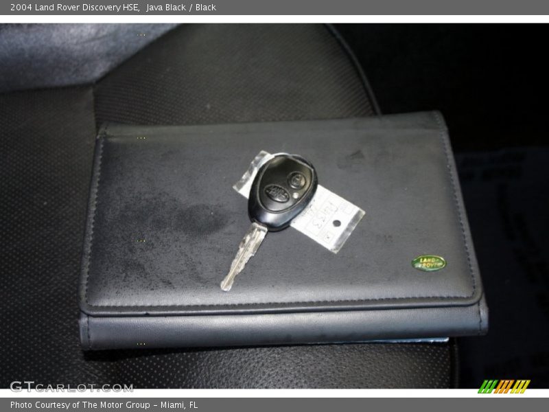 Java Black / Black 2004 Land Rover Discovery HSE