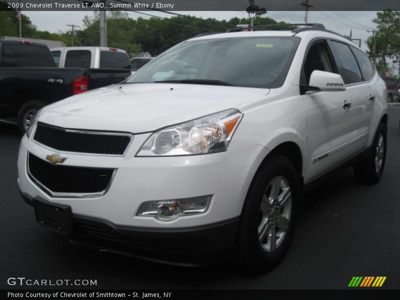 Summit White / Ebony 2009 Chevrolet Traverse LT AWD