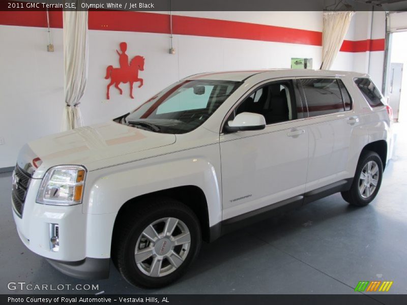 Olympic White / Jet Black 2011 GMC Terrain SLE