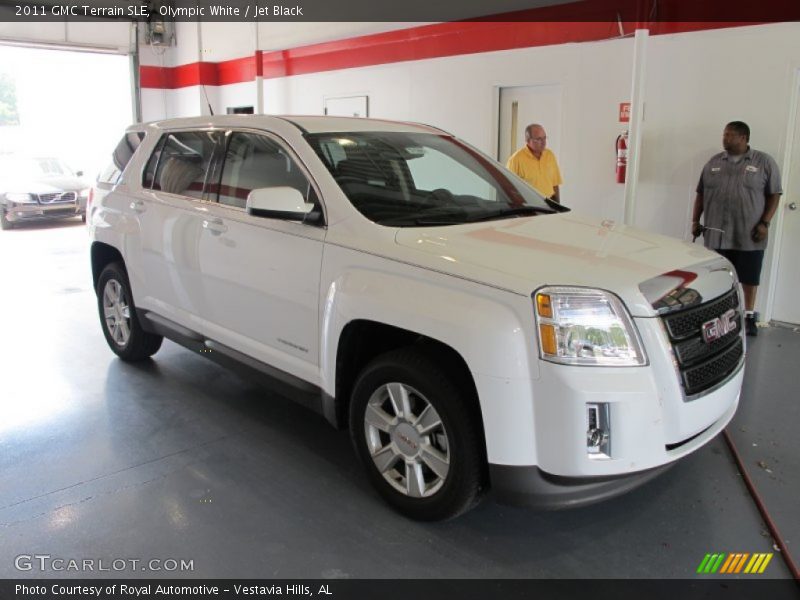 Olympic White / Jet Black 2011 GMC Terrain SLE