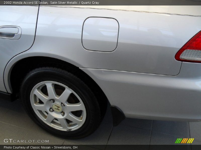 Satin Silver Metallic / Quartz Gray 2002 Honda Accord SE Sedan