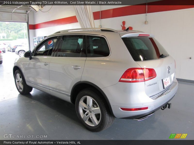 Cool Silver Metallic / Black Anthracite 2011 Volkswagen Touareg TDI Lux 4XMotion