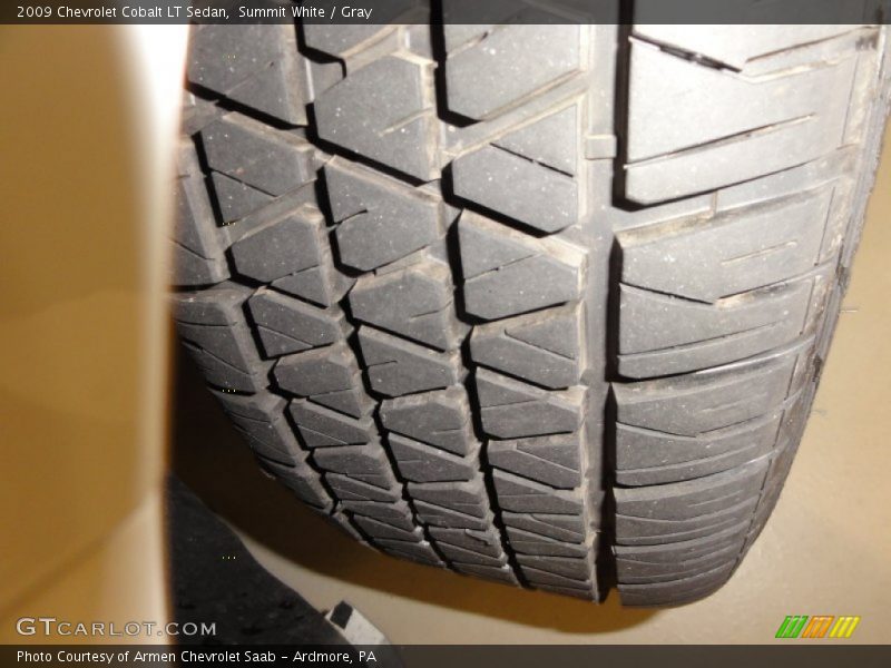 Summit White / Gray 2009 Chevrolet Cobalt LT Sedan