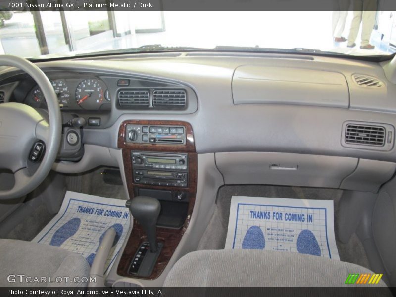 Platinum Metallic / Dusk 2001 Nissan Altima GXE