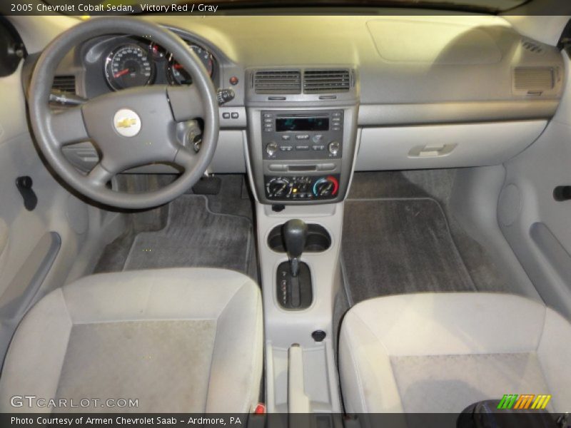 Victory Red / Gray 2005 Chevrolet Cobalt Sedan