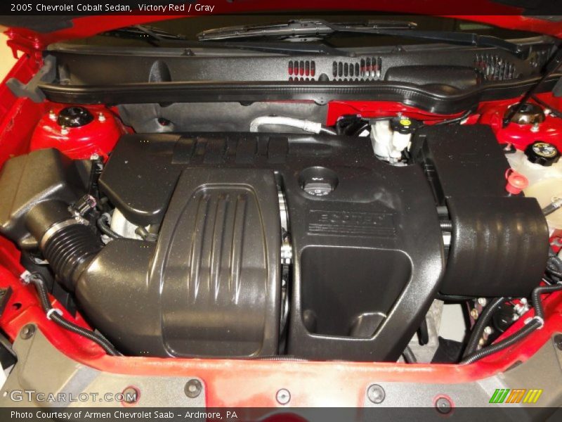 Victory Red / Gray 2005 Chevrolet Cobalt Sedan
