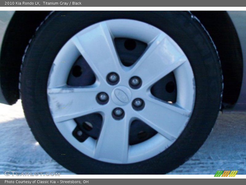 Titanium Gray / Black 2010 Kia Rondo LX
