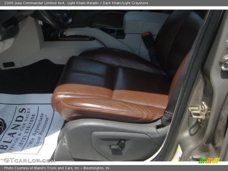 Light Khaki Metallic / Dark Khaki/Light Graystone 2006 Jeep Commander Limited 4x4