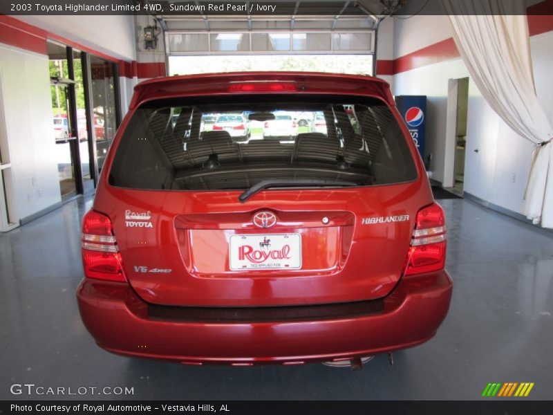 Sundown Red Pearl / Ivory 2003 Toyota Highlander Limited 4WD
