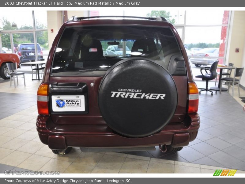 Medium Red Metallic / Medium Gray 2003 Chevrolet Tracker LT Hard Top