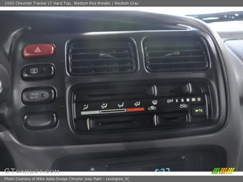 Medium Red Metallic / Medium Gray 2003 Chevrolet Tracker LT Hard Top