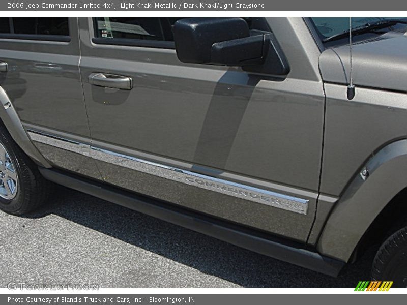 Light Khaki Metallic / Dark Khaki/Light Graystone 2006 Jeep Commander Limited 4x4