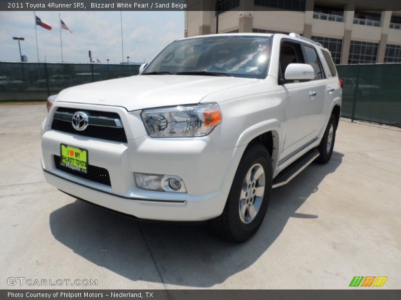 Blizzard White Pearl / Sand Beige 2011 Toyota 4Runner SR5