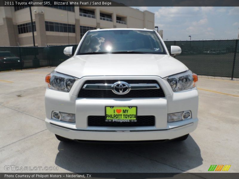 Blizzard White Pearl / Sand Beige 2011 Toyota 4Runner SR5