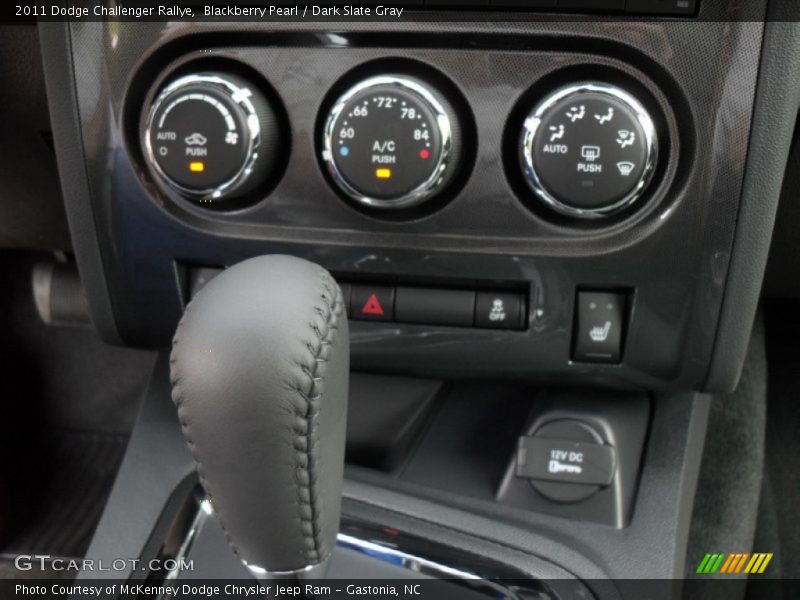 Blackberry Pearl / Dark Slate Gray 2011 Dodge Challenger Rallye