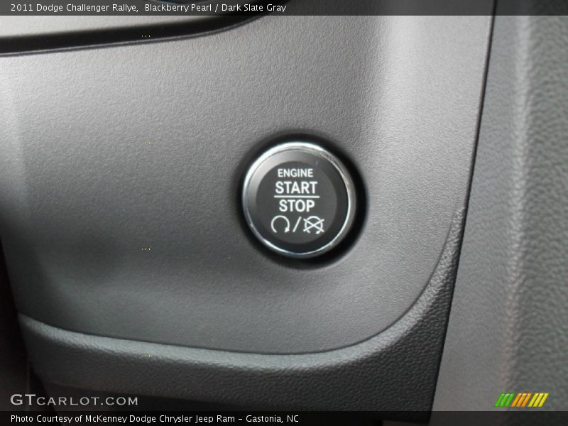 Blackberry Pearl / Dark Slate Gray 2011 Dodge Challenger Rallye