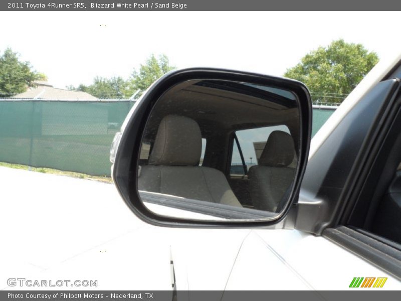 Blizzard White Pearl / Sand Beige 2011 Toyota 4Runner SR5