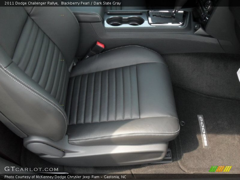 Blackberry Pearl / Dark Slate Gray 2011 Dodge Challenger Rallye