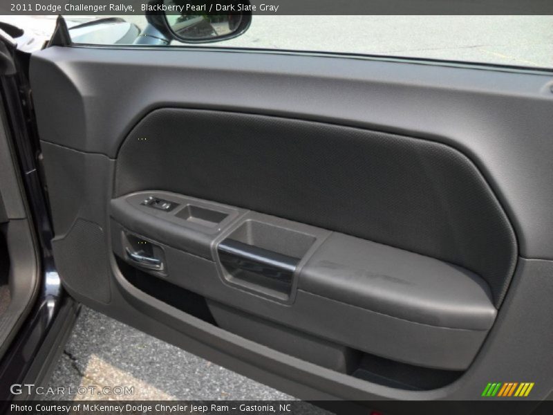 Blackberry Pearl / Dark Slate Gray 2011 Dodge Challenger Rallye