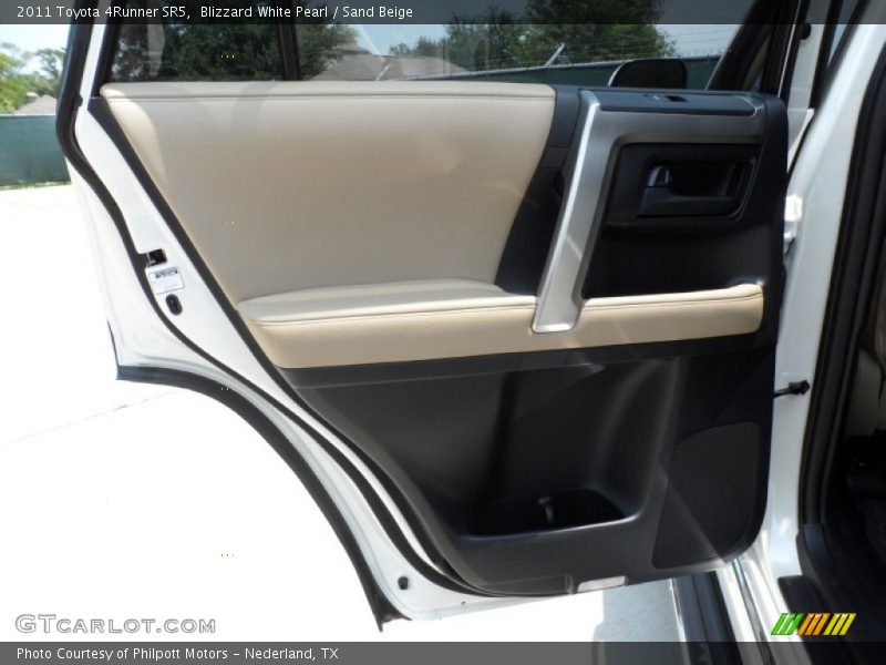 Blizzard White Pearl / Sand Beige 2011 Toyota 4Runner SR5