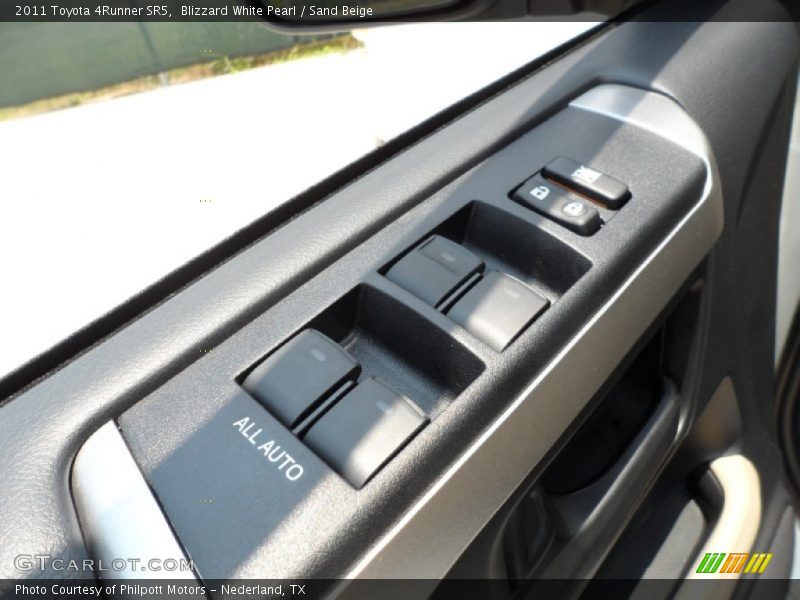 Blizzard White Pearl / Sand Beige 2011 Toyota 4Runner SR5