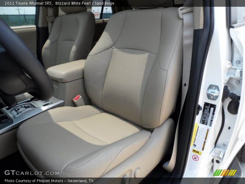Blizzard White Pearl / Sand Beige 2011 Toyota 4Runner SR5
