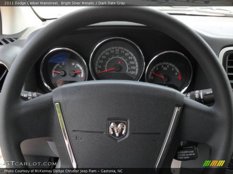Bright Silver Metallic / Dark Slate Gray 2011 Dodge Caliber Mainstreet