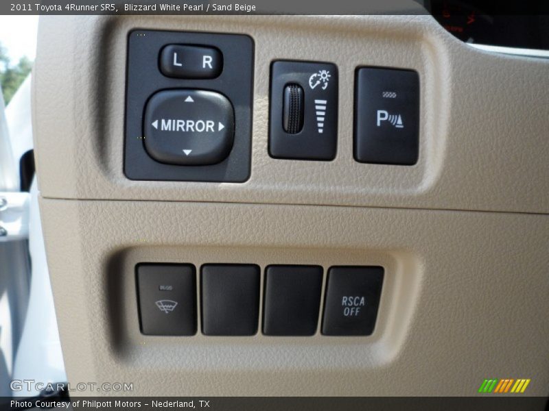 Blizzard White Pearl / Sand Beige 2011 Toyota 4Runner SR5