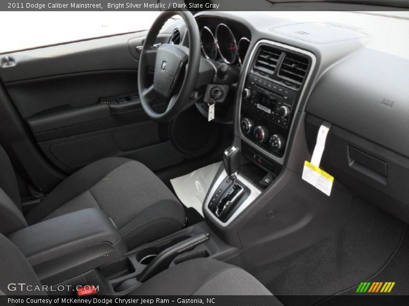 Bright Silver Metallic / Dark Slate Gray 2011 Dodge Caliber Mainstreet