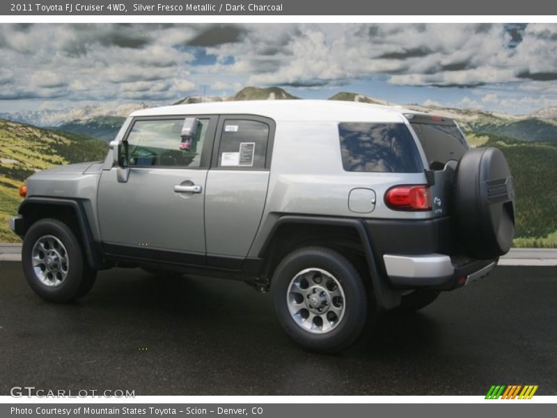 Silver Fresco Metallic / Dark Charcoal 2011 Toyota FJ Cruiser 4WD