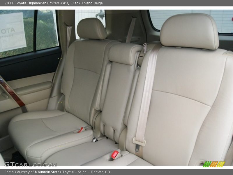 Black / Sand Beige 2011 Toyota Highlander Limited 4WD