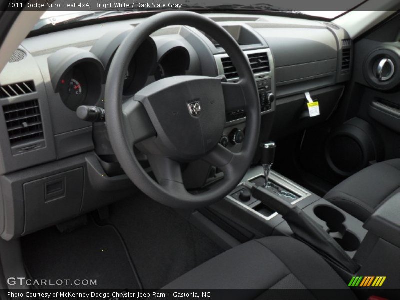 Bright White / Dark Slate Gray 2011 Dodge Nitro Heat 4x4